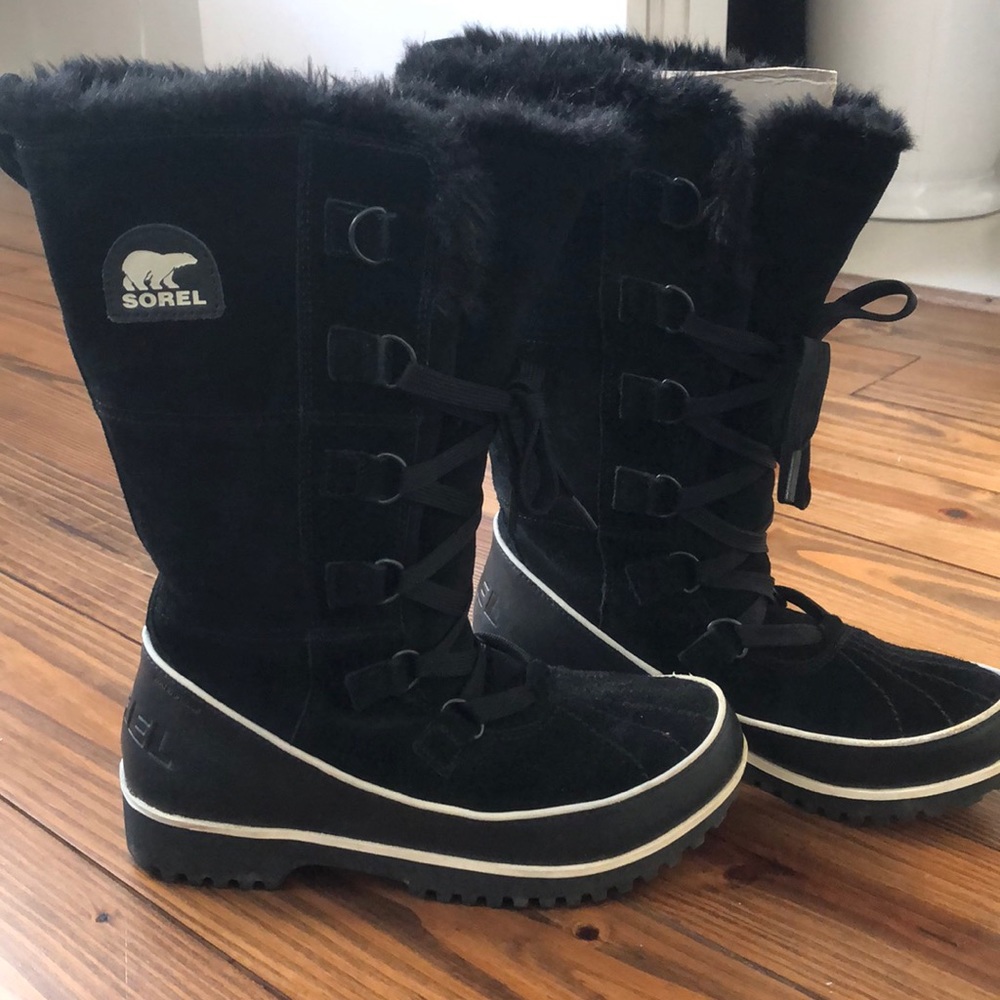 Sorel fur lined tall boot